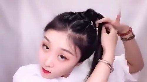 网红马尾怎么扎,轻松打造时尚马尾扎发教程