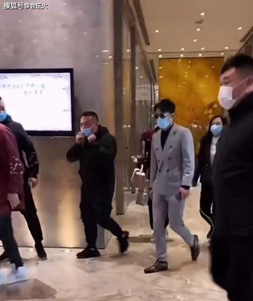 快手网红胖子保镖叫什么,揭秘网络红人的背后故事