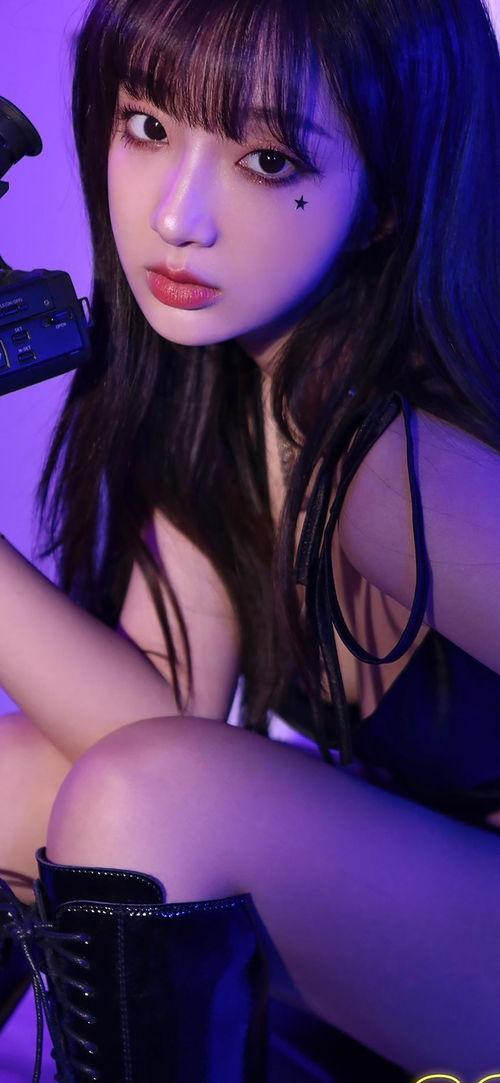 港式网红美女图片高清,高清美图中的时尚魅力瞬间